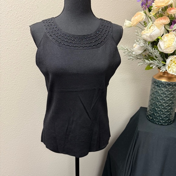 REBECCA THOMAS Tops - Rebecca Thomas Black Beaded Scoop Neck Knit Tank Top L Classic Chic